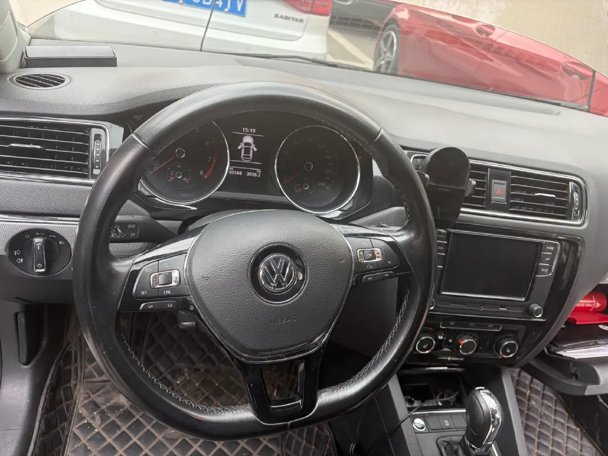 2019 Jeep Renegade 1.3T 173HP L4 7DCT,autocango,china used car exporter,china ev exporter,chinese used car exporter,chinese used ev exporter