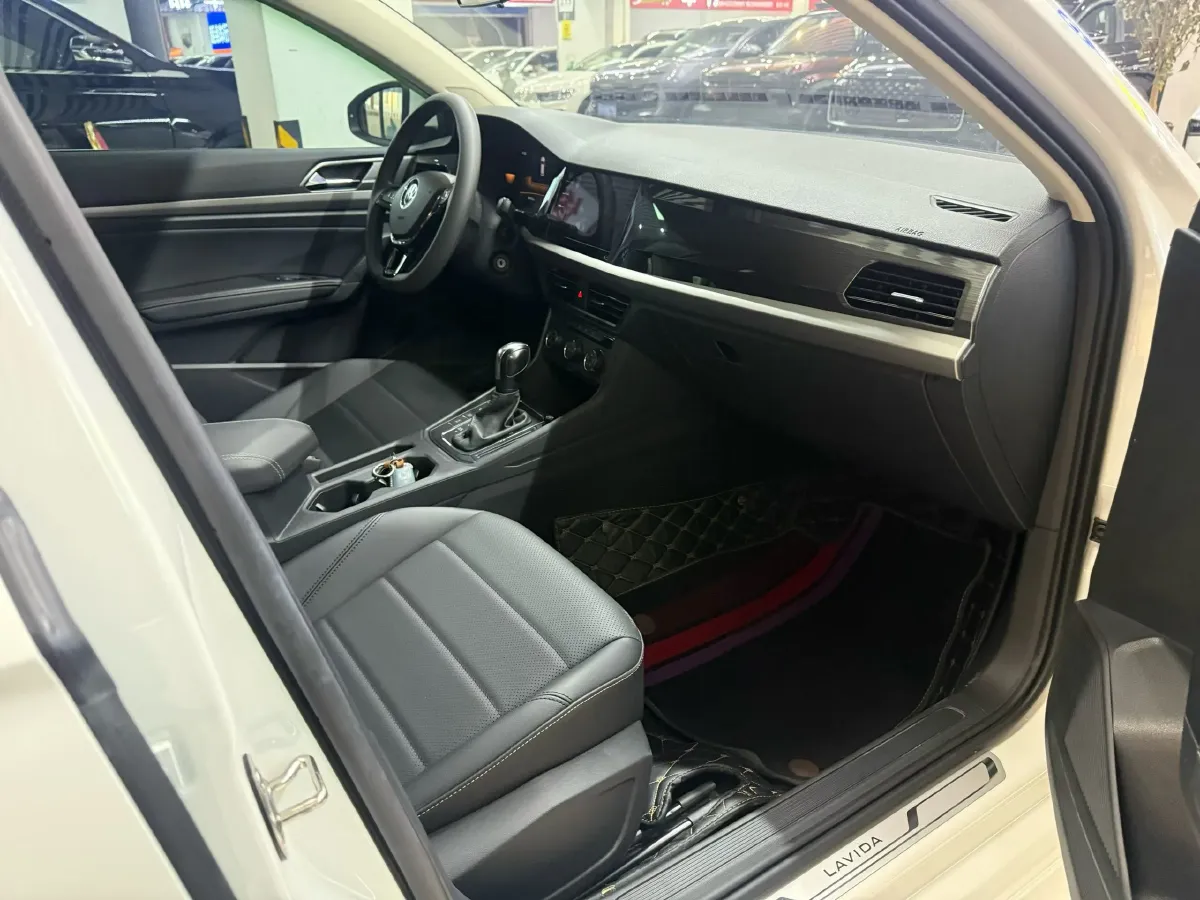 2021 Volkswagen Lavida 1.5L 113HP L4 6AT,autocango,china used car exporter,china ev exporter,chinese used car exporter,chinese used ev exporter