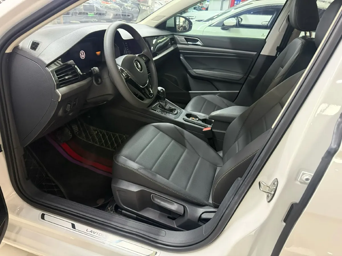 2021 Volkswagen Lavida 1.5L 113HP L4 6AT,autocango,china used car exporter,china ev exporter,chinese used car exporter,chinese used ev exporter