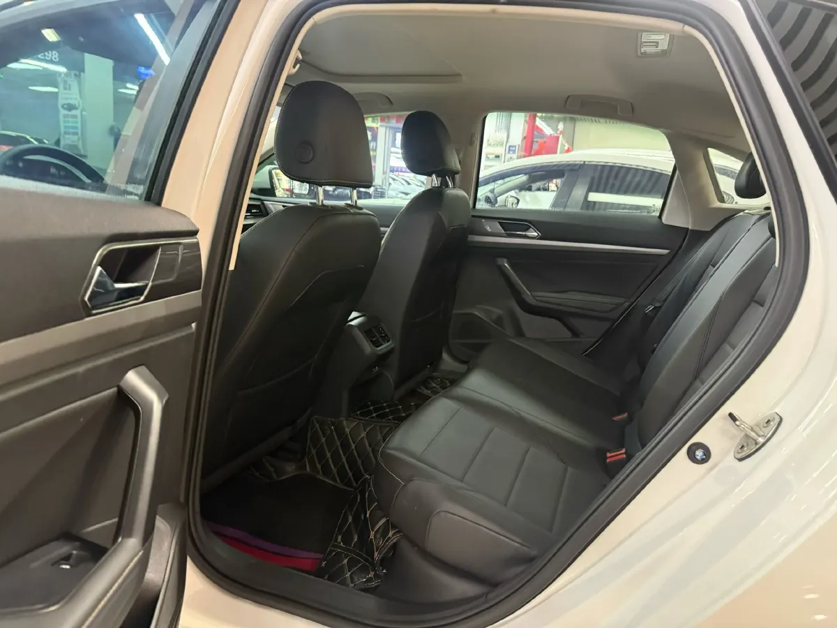 2021 Volkswagen Lavida 1.5L 113HP L4 6AT,autocango,china used car exporter,china ev exporter,chinese used car exporter,chinese used ev exporter