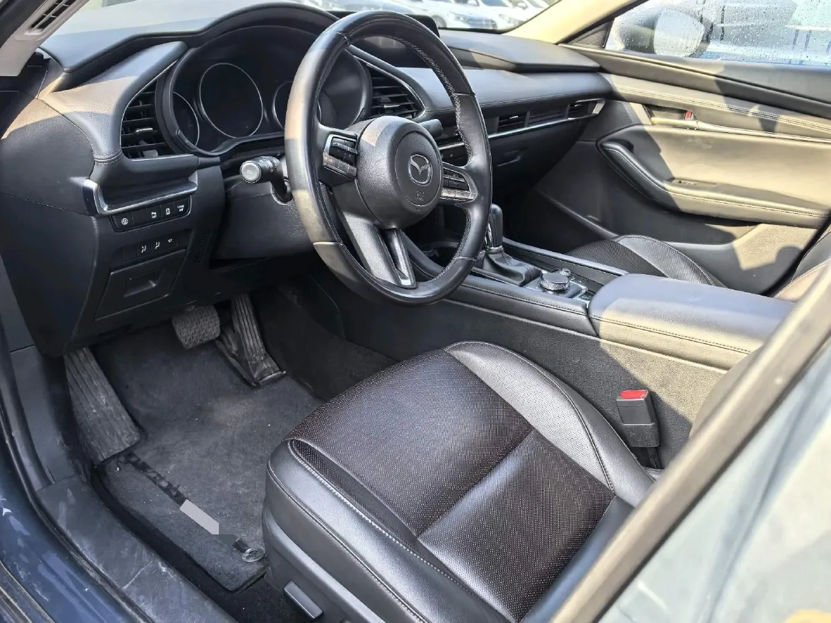 2023 Mazda 3 Axela 2.0L 158HP L4 6AT,autocango,china used car exporter,china ev exporter,chinese used car exporter,chinese used ev exporter