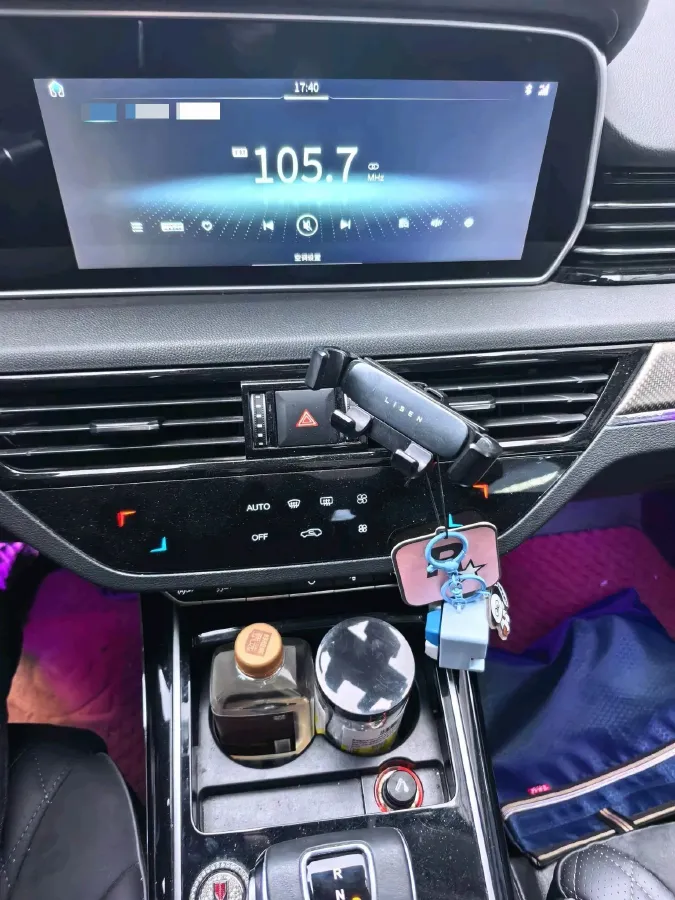 2022 HongQi HS5 2.0T 224HP L4 6AT,autocango,china used car exporter,china ev exporter,chinese used car exporter,chinese used ev exporter