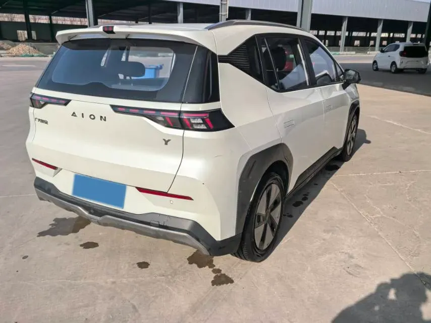 2022 Geely Okavango 1.8T 184HP L4 7DCT,autocango,china used car exporter,china ev exporter,chinese used car exporter,chinese used ev exporter