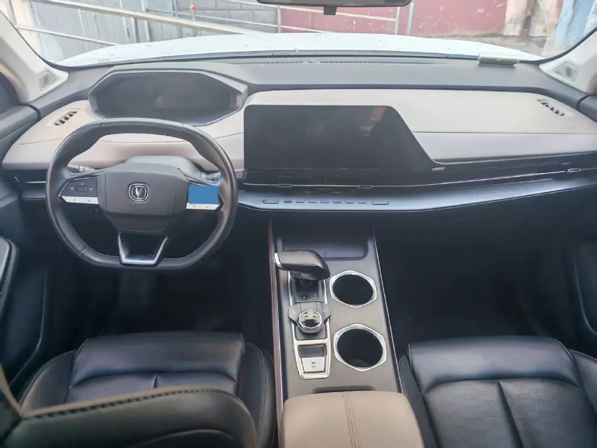 2022 ChangAn Oshan X7 Plus 1.5T 188HP L4 7DCT,autocango,china used car exporter,china ev exporter,chinese used car exporter,chinese used ev exporter