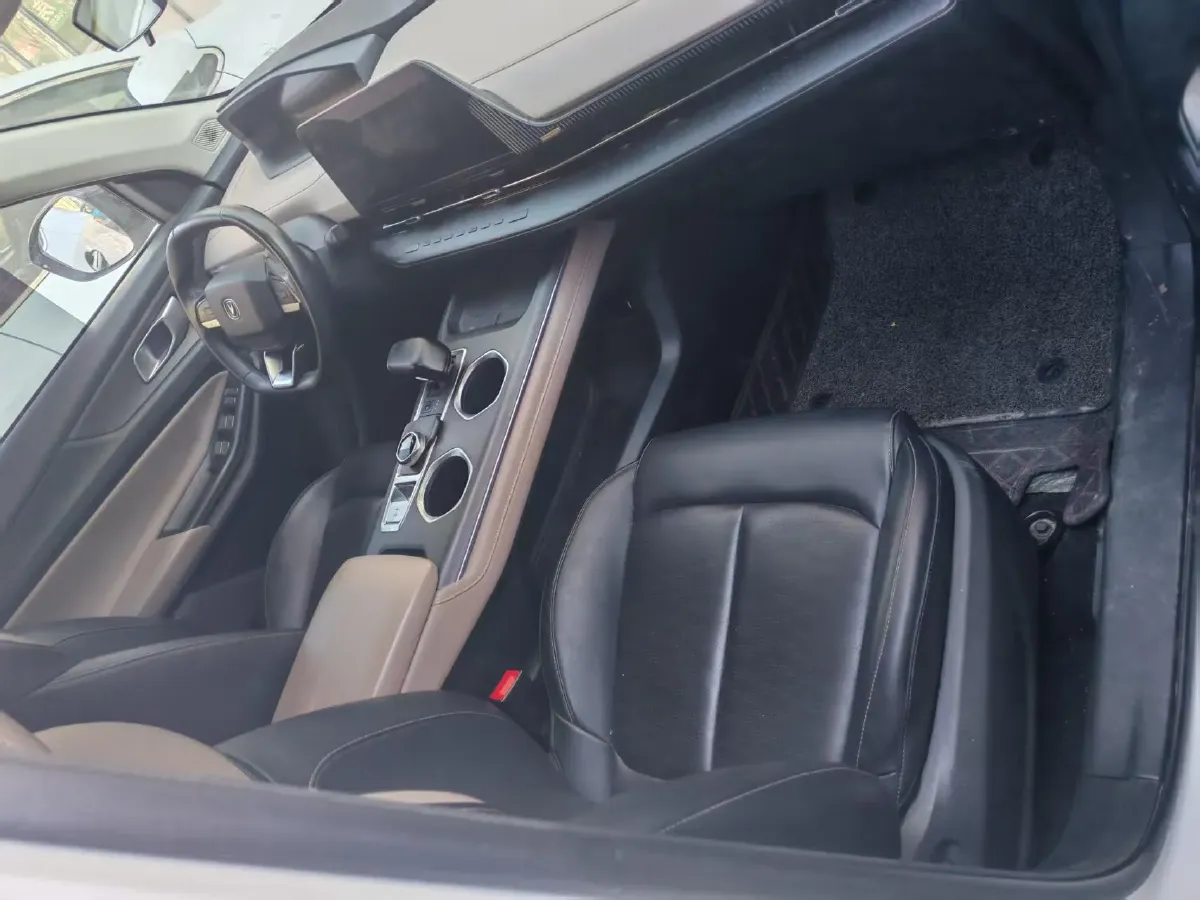 2022 ChangAn Oshan X7 Plus 1.5T 188HP L4 7DCT,autocango,china used car exporter,china ev exporter,chinese used car exporter,chinese used ev exporter