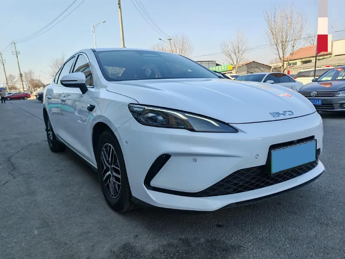 2025 BYD Seal05 DM-i 1.5L 101HP L4 E-CVT PHEV 7.68KWH,autocango,china used car exporter,china ev exporter,chinese used car exporter,chinese used ev exporter