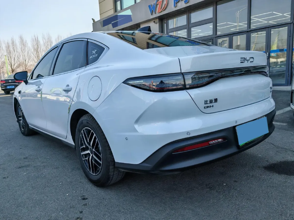 2025 BYD Seal05 DM-i 1.5L 101HP L4 E-CVT PHEV 7.68KWH,autocango,china used car exporter,china ev exporter,chinese used car exporter,chinese used ev exporter