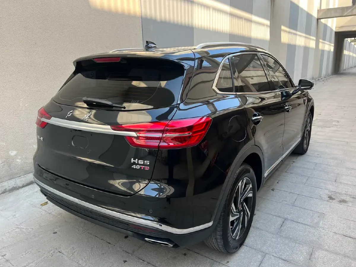 2022 HongQi HS5 2.0T 224HP L4 6AT,autocango,china used car exporter,china ev exporter,chinese used car exporter,chinese used ev exporter