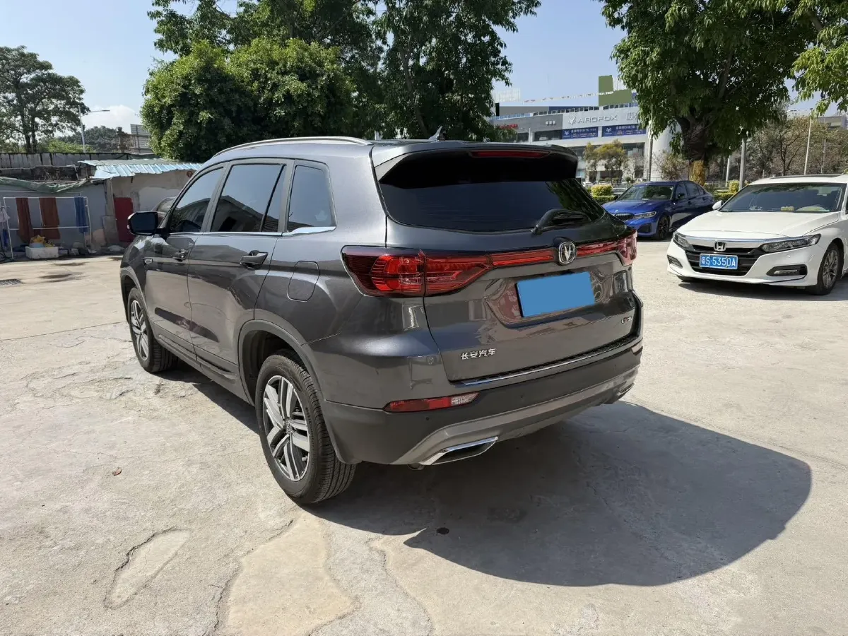 2024 ChangAn CS75 1.5T 188HP L4 7DCT,autocango,china used car exporter,china ev exporter,chinese used car exporter,chinese used ev exporter