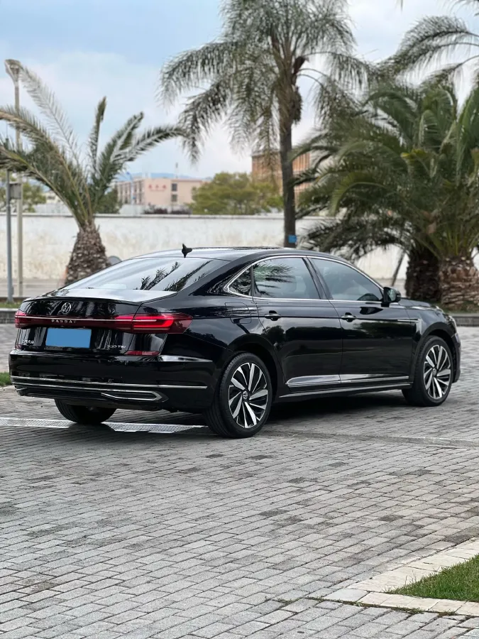 2023 Volkswagen Passat 2.0T 186HP L4 7DCT,autocango,china used car exporter,china ev exporter,chinese used car exporter,chinese used ev exporter