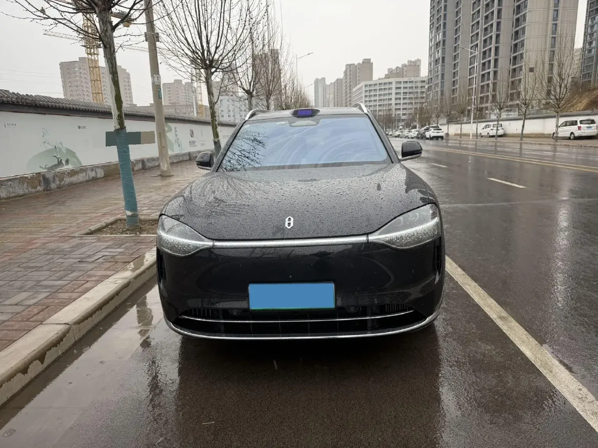 2024 AITO AITO M9 1.5T 152HP L4 REEV 42KWH,autocango,china used car exporter,china ev exporter,chinese used car exporter,chinese used ev exporter