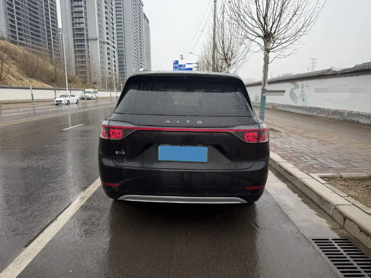 2024 AITO AITO M9 1.5T 152HP L4 REEV 42KWH,autocango,china used car exporter,china ev exporter,chinese used car exporter,chinese used ev exporter