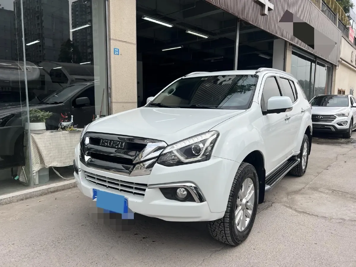 2018 Isuzu Mu-X 3.0T 177HP L4 6AT,autocango,china used car exporter,china ev exporter,chinese used car exporter,chinese used ev exporter