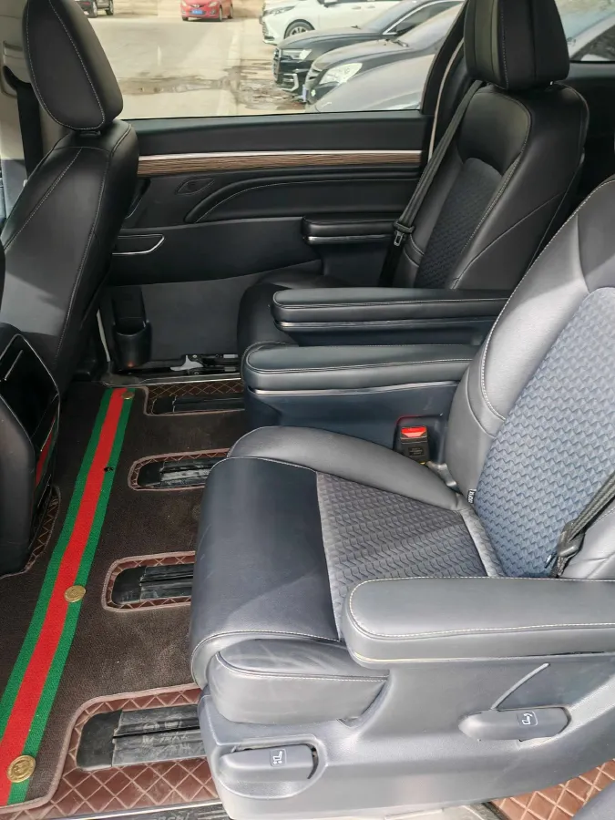 2023 GAC Trumpchi M8 2.0T 252HP L4 8AT,autocango,china used car exporter,china ev exporter,chinese used car exporter,chinese used ev exporter