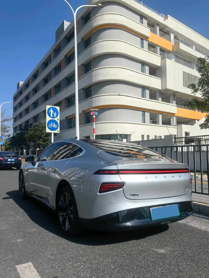 2020 Xpeng P7 BEV 70.8KWH,autocango,china used car exporter,china ev exporter,chinese used car exporter,chinese used ev exporter