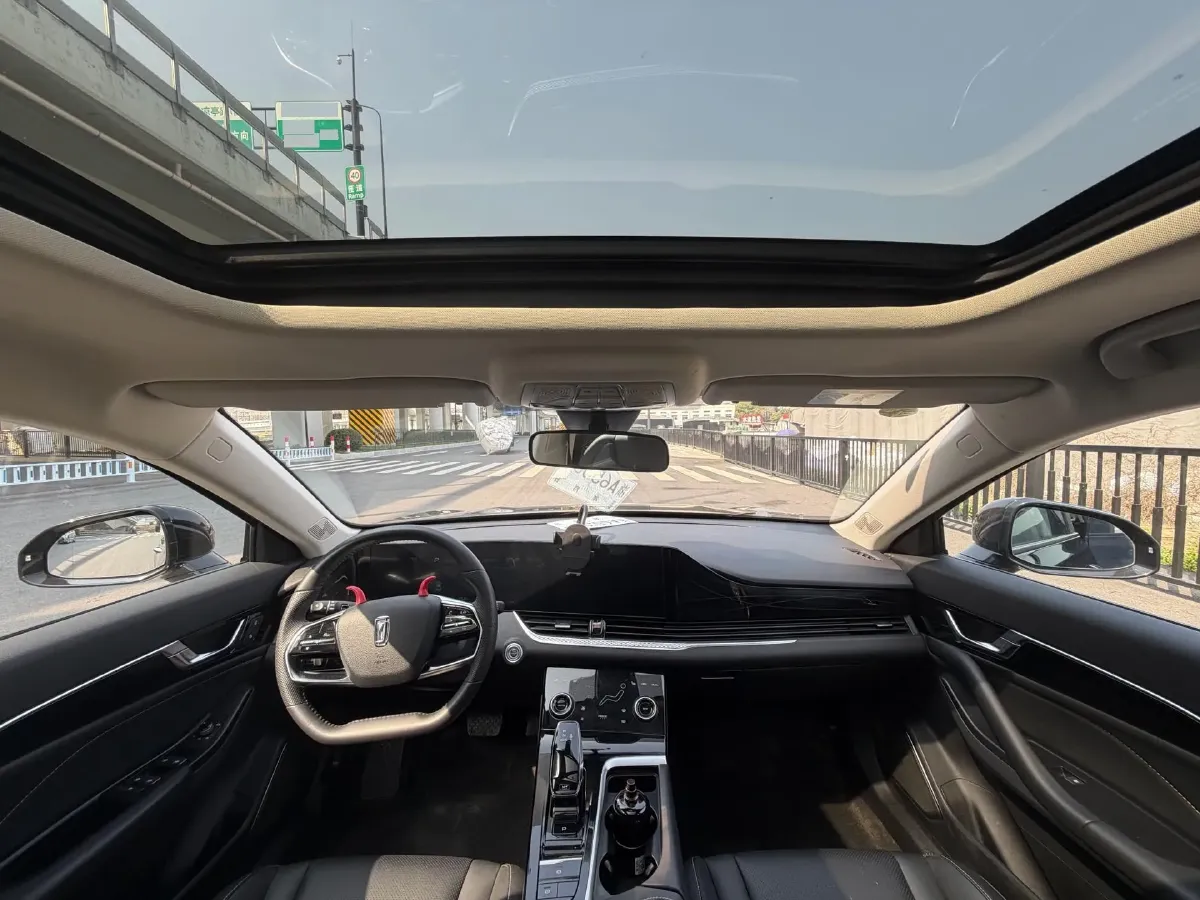 2023 Bestune B70 1.5T 169HP L4 7DCT,autocango,china used car exporter,china ev exporter,chinese used car exporter,chinese used ev exporter