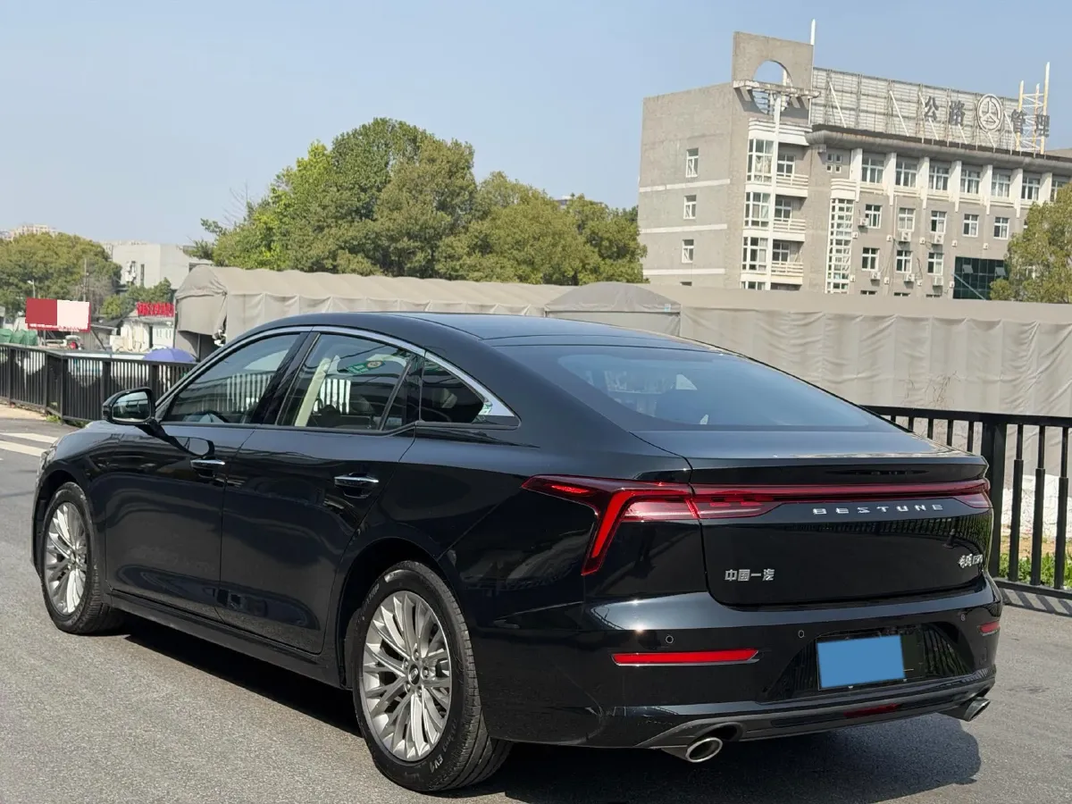 2023 Bestune B70 1.5T 169HP L4 7DCT,autocango,china used car exporter,china ev exporter,chinese used car exporter,chinese used ev exporter