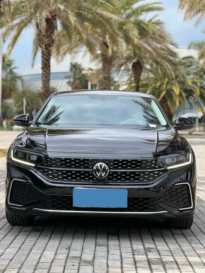 2022 Skoda Kodiak GT 2.0T 186HP L4 7DCT,autocango,china used car exporter,china ev exporter,chinese used car exporter,chinese used ev exporter