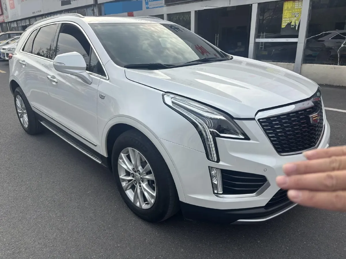 2022 Cadillac XT5 2.0T 237HP L4 9AT,autocango,china used car exporter,china ev exporter,chinese used car exporter,chinese used ev exporter