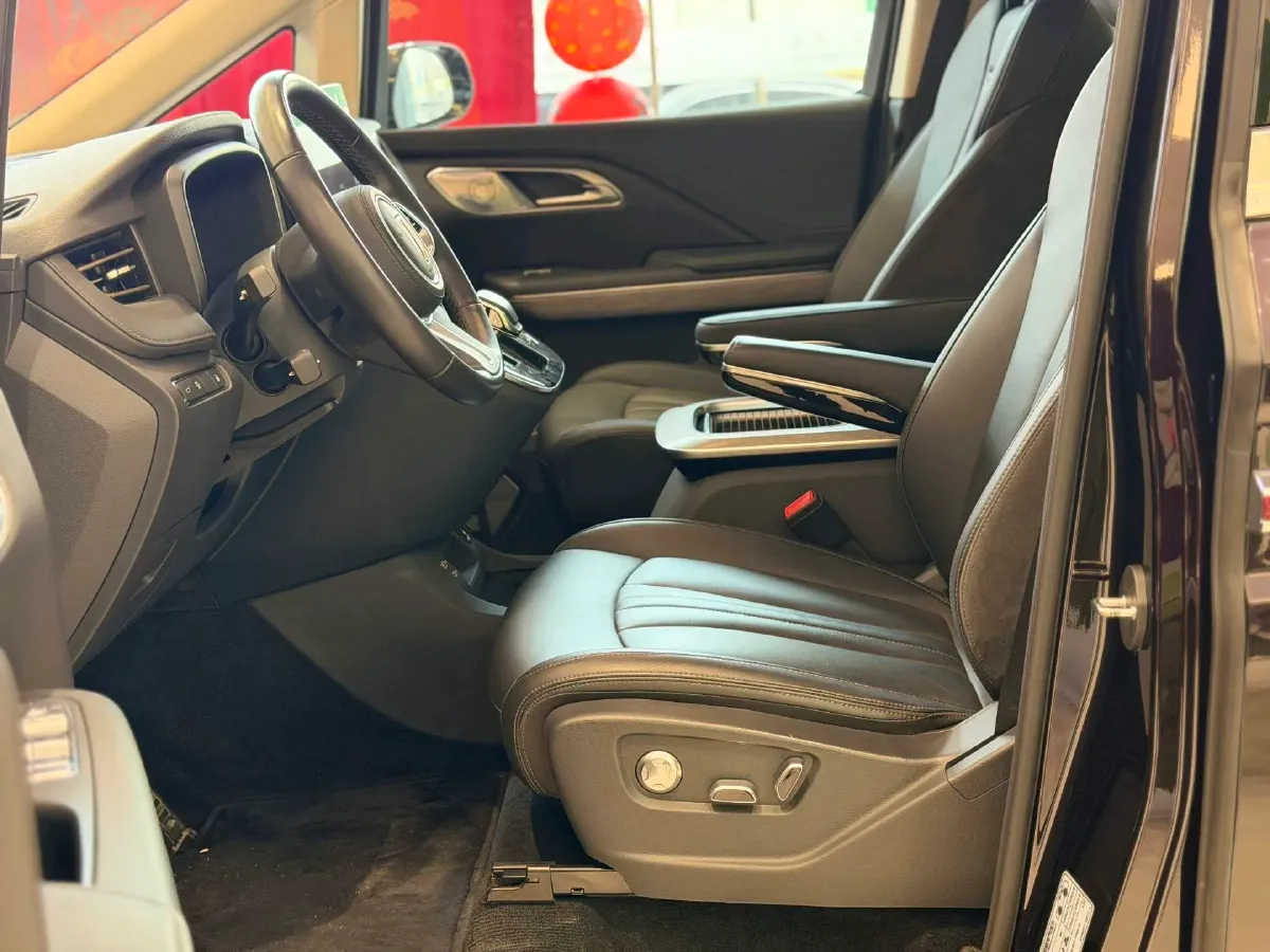 2024 HongQi HQ9 2.0T 163HP L4 1DHT PHEV 20.14KWH,autocango,china used car exporter,china ev exporter,chinese used car exporter,chinese used ev exporter