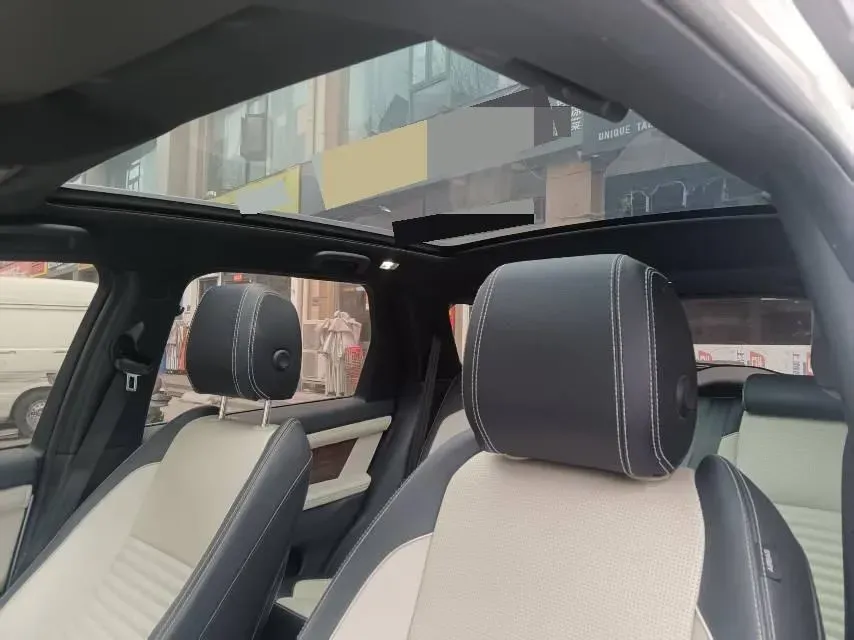 2020 Land Rover Discovery Sport 2.0T 249HP L4 9AT,autocango,china used car exporter,china ev exporter,chinese used car exporter,chinese used ev exporter