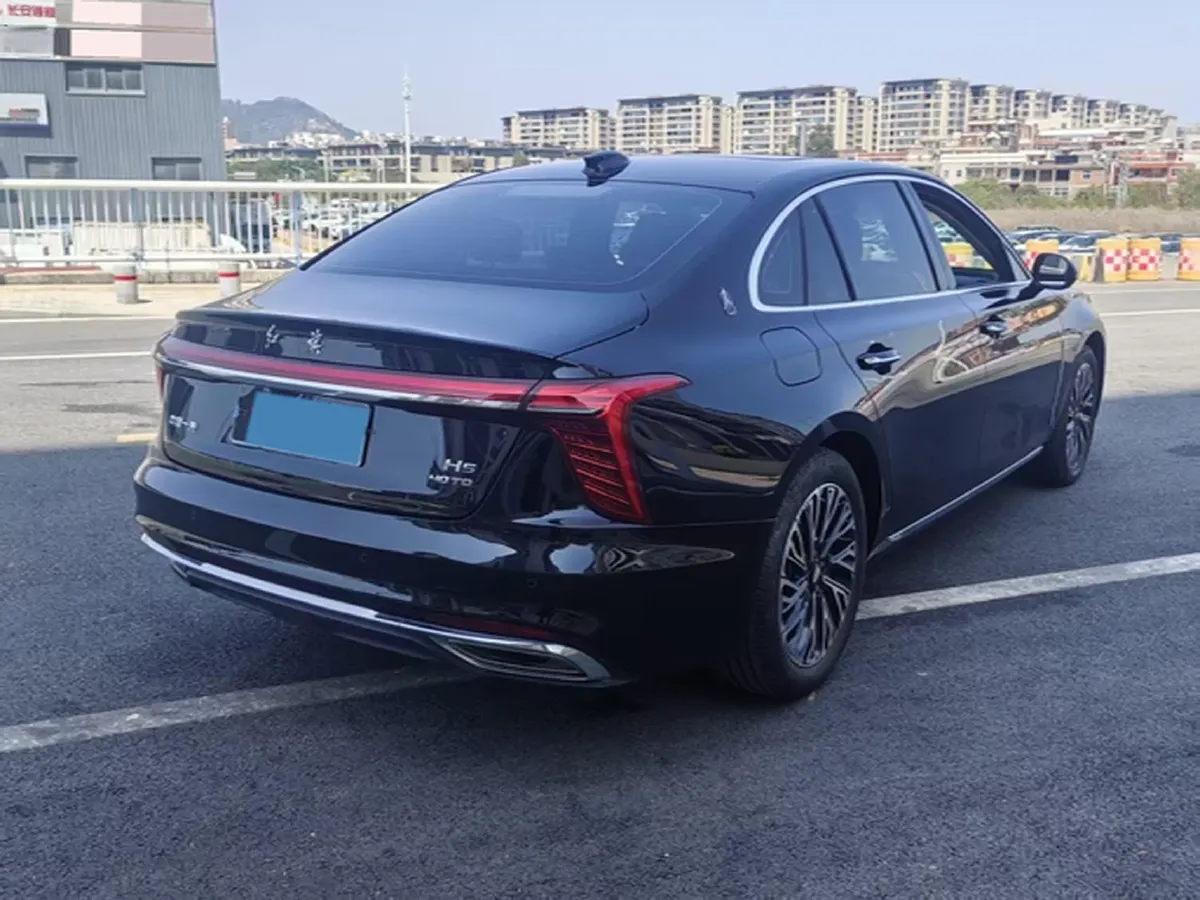 2023 HongQi H5 2.0T 224HP L4 8AT,autocango,china used car exporter,china ev exporter,chinese used car exporter,chinese used ev exporter