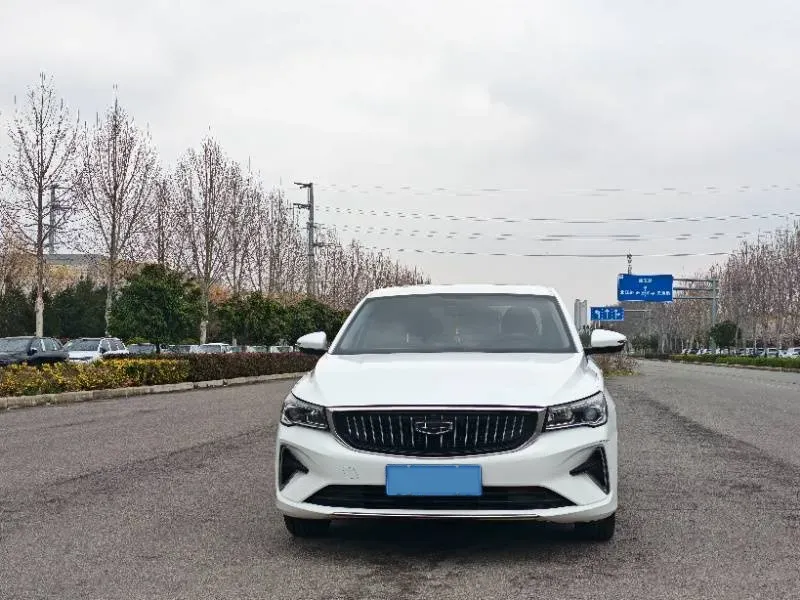 2022 Geely Emgrand 1.5L 114HP L4 5MT,autocango,china used car exporter,china ev exporter,chinese used car exporter,chinese used ev exporter