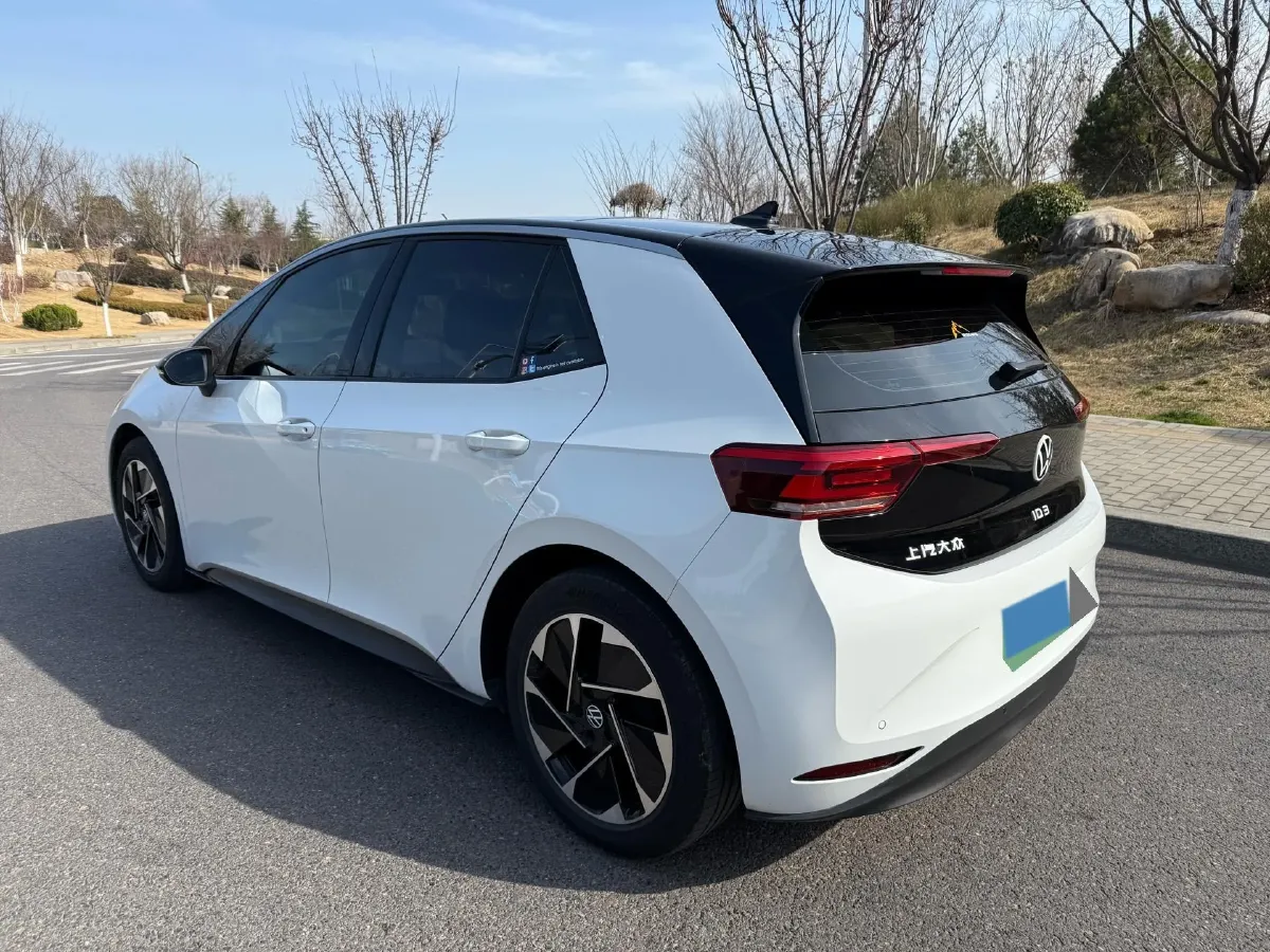 2024 Volkswagen ID.3 BEV 52.8KWH,autocango,china used car exporter,china ev exporter,chinese used car exporter,chinese used ev exporter