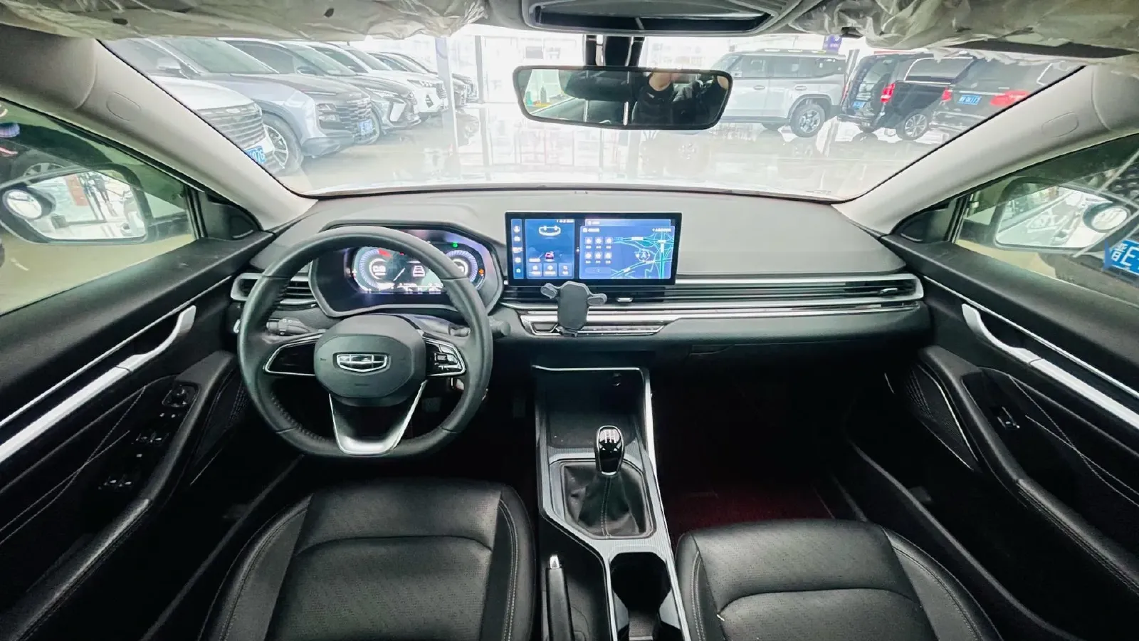 2023 Geely Emgrand 1.5L 127HP L4 5MT,autocango,china used car exporter,china ev exporter,chinese used car exporter,chinese used ev exporter