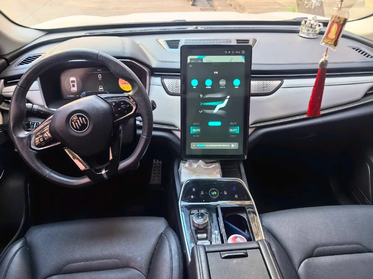 2022 Weltmeister EX5 BEV 52.704KWH,autocango,china used car exporter,china ev exporter,chinese used car exporter,chinese used ev exporter