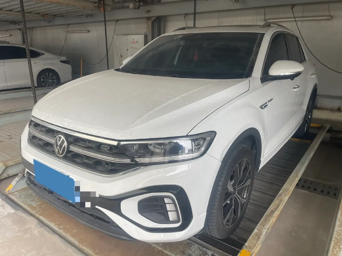 2023 Volkswagen T-Roc 1.5T 160HP L4 7DCT,autocango,china used car exporter,china ev exporter,chinese used car exporter,chinese used ev exporter