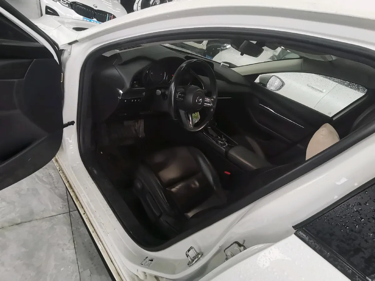 2021 Mazda 3 Axela 2.0L 158HP L4 6AT,autocango,china used car exporter,china ev exporter,chinese used car exporter,chinese used ev exporter