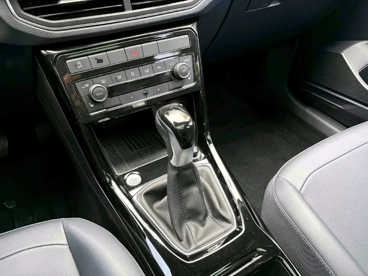 2025 Volkswagen Tharu 1.5T 160HP L4 7DCT,autocango,china used car exporter,china ev exporter,chinese used car exporter,chinese used ev exporter