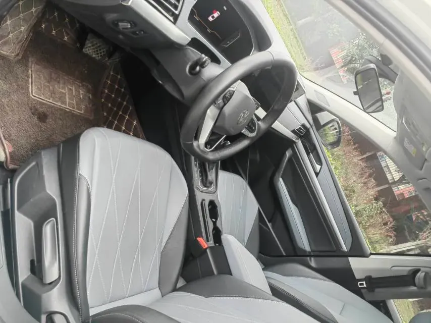 2023 Volkswagen Lavida 1.5L 110HP L4 6AT,autocango,china used car exporter,china ev exporter,chinese used car exporter,chinese used ev exporter