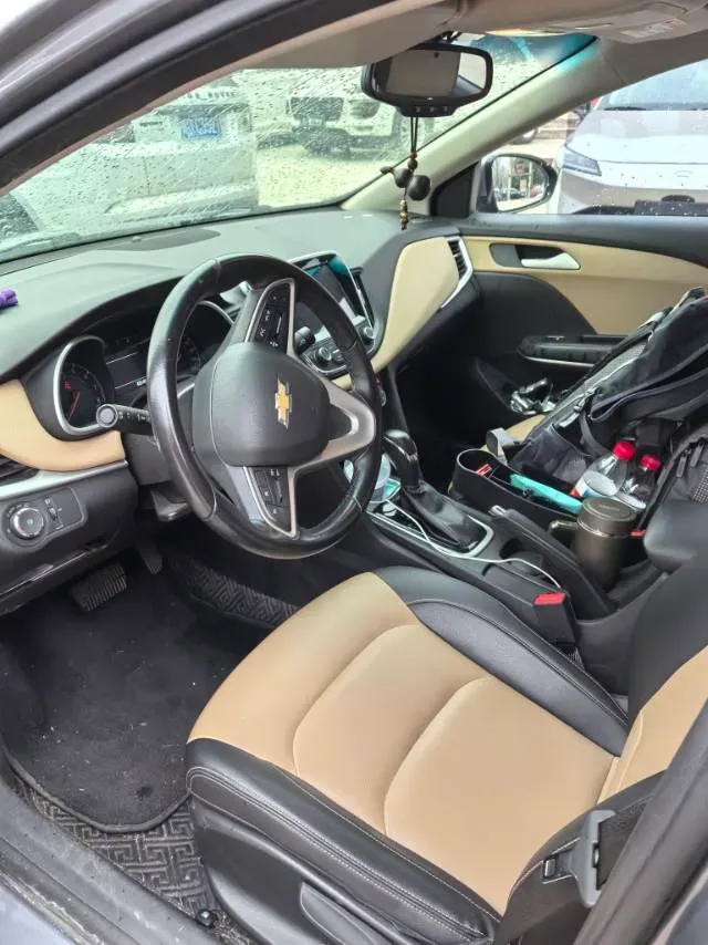 2021 Chevrolet Monza 1.5L 113HP L4 6AT,autocango,china used car exporter,china ev exporter,chinese used car exporter,chinese used ev exporter