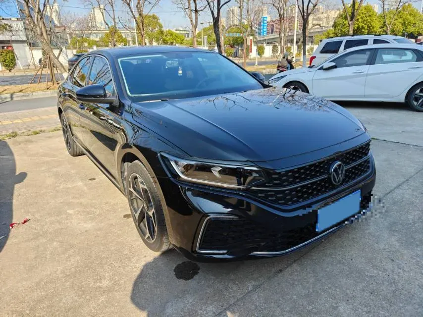 2024 Volkswagen Passat 2.0T 186HP L4 7DCT,autocango,china used car exporter,china ev exporter,chinese used car exporter,chinese used ev exporter
