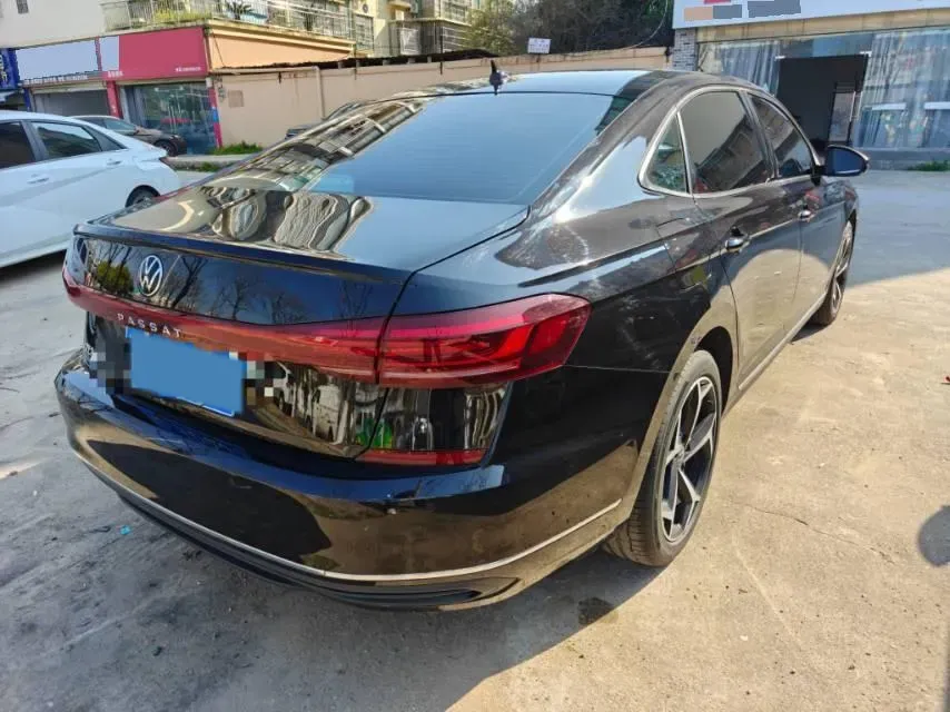 2024 Volkswagen Passat 2.0T 186HP L4 7DCT,autocango,china used car exporter,china ev exporter,chinese used car exporter,chinese used ev exporter
