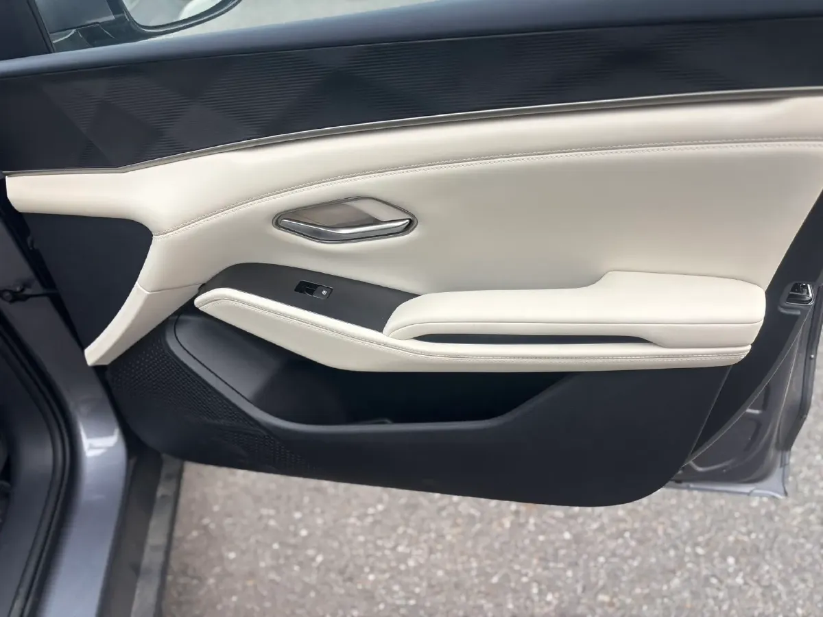 2023 BYD Qin Plus 1.5L 110HP L4 E-CVT PHEV 18.32KWH,autocango,china used car exporter,china ev exporter,chinese used car exporter,chinese used ev exporter