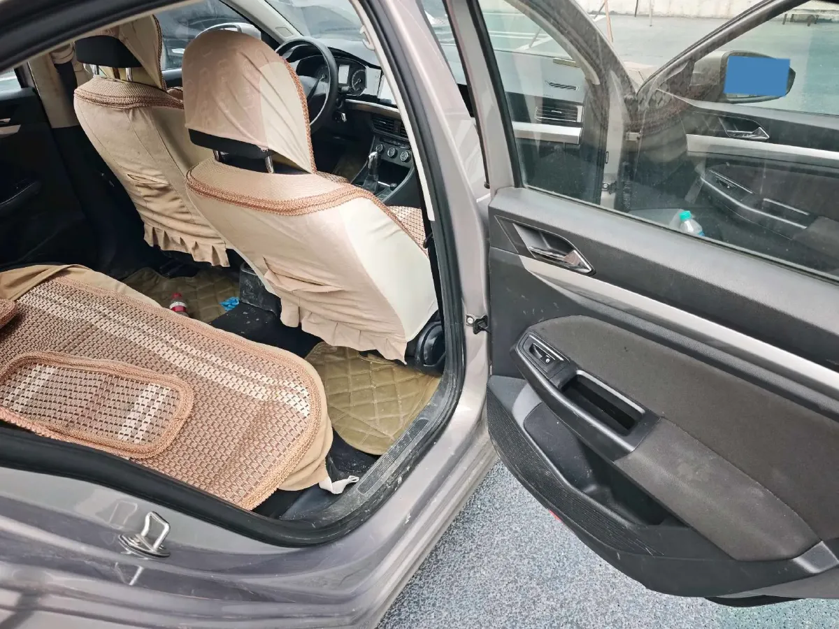 2019 Bestune T77 1.2T 143HP L4 7DCT,autocango,china used car exporter,china ev exporter,chinese used car exporter,chinese used ev exporter