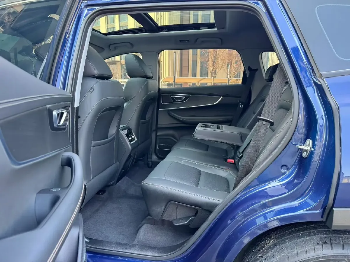 2020 Chery Tiggo 8 1.6T 197HP L4 7DCT,autocango,china used car exporter,china ev exporter,chinese used car exporter,chinese used ev exporter