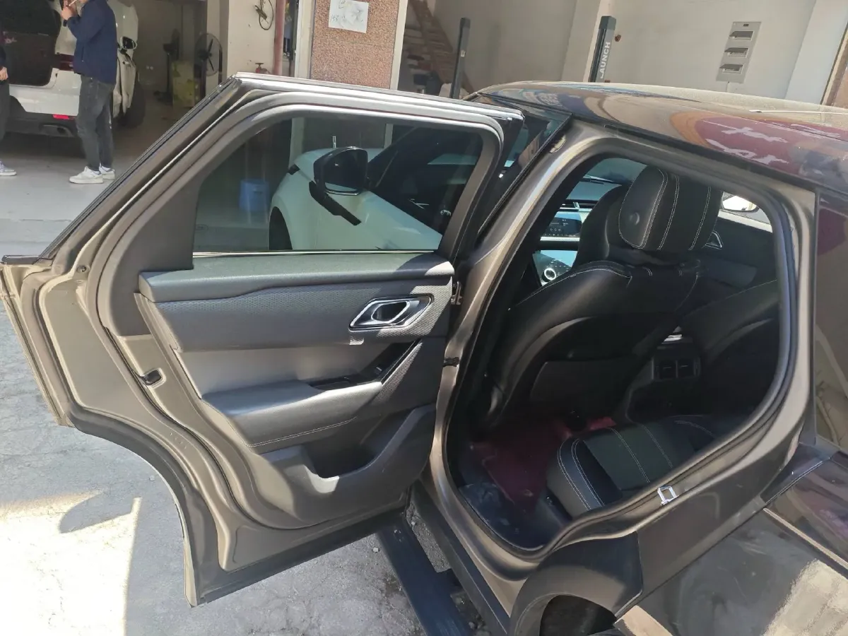 2019 Land Rover Range Rover Velar 2.0T 250HP L4 8AT,autocango,china used car exporter,china ev exporter,chinese used car exporter,chinese used ev exporter