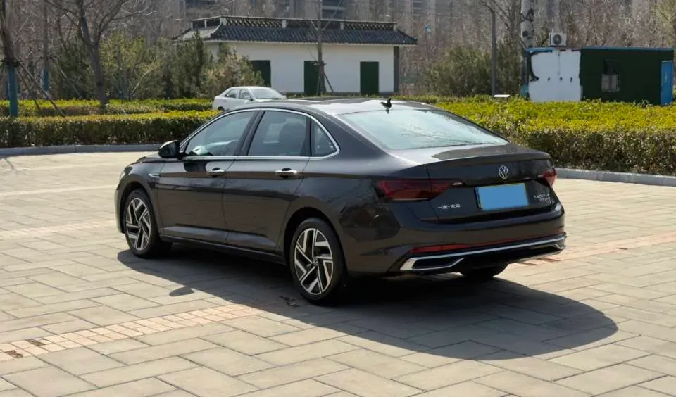 2023 Volkswagen Sagitar 1.2T 116HP L4 7DCT,autocango,china used car exporter,china ev exporter,chinese used car exporter,chinese used ev exporter