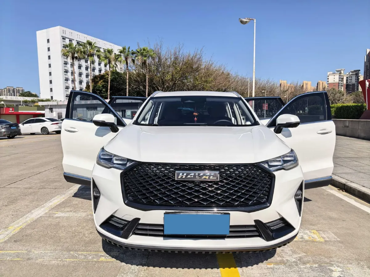 2021 Haval H6 2.0T 211HP L4 7DCT,autocango,china used car exporter,china ev exporter,chinese used car exporter,chinese used ev exporter