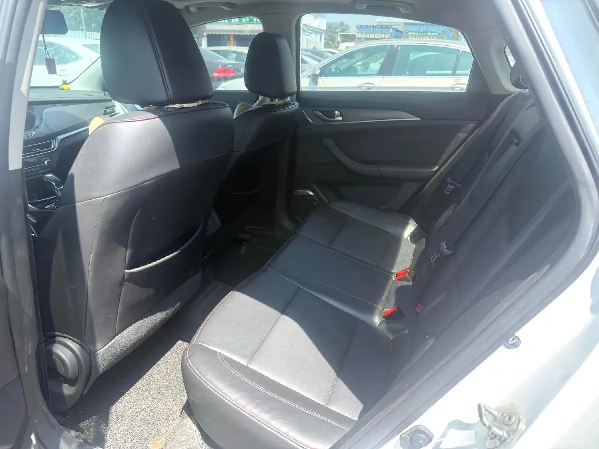 2019 ChangAn Eado 1.4T 158HP L4 7DCT,autocango,china used car exporter,china ev exporter,chinese used car exporter,chinese used ev exporter