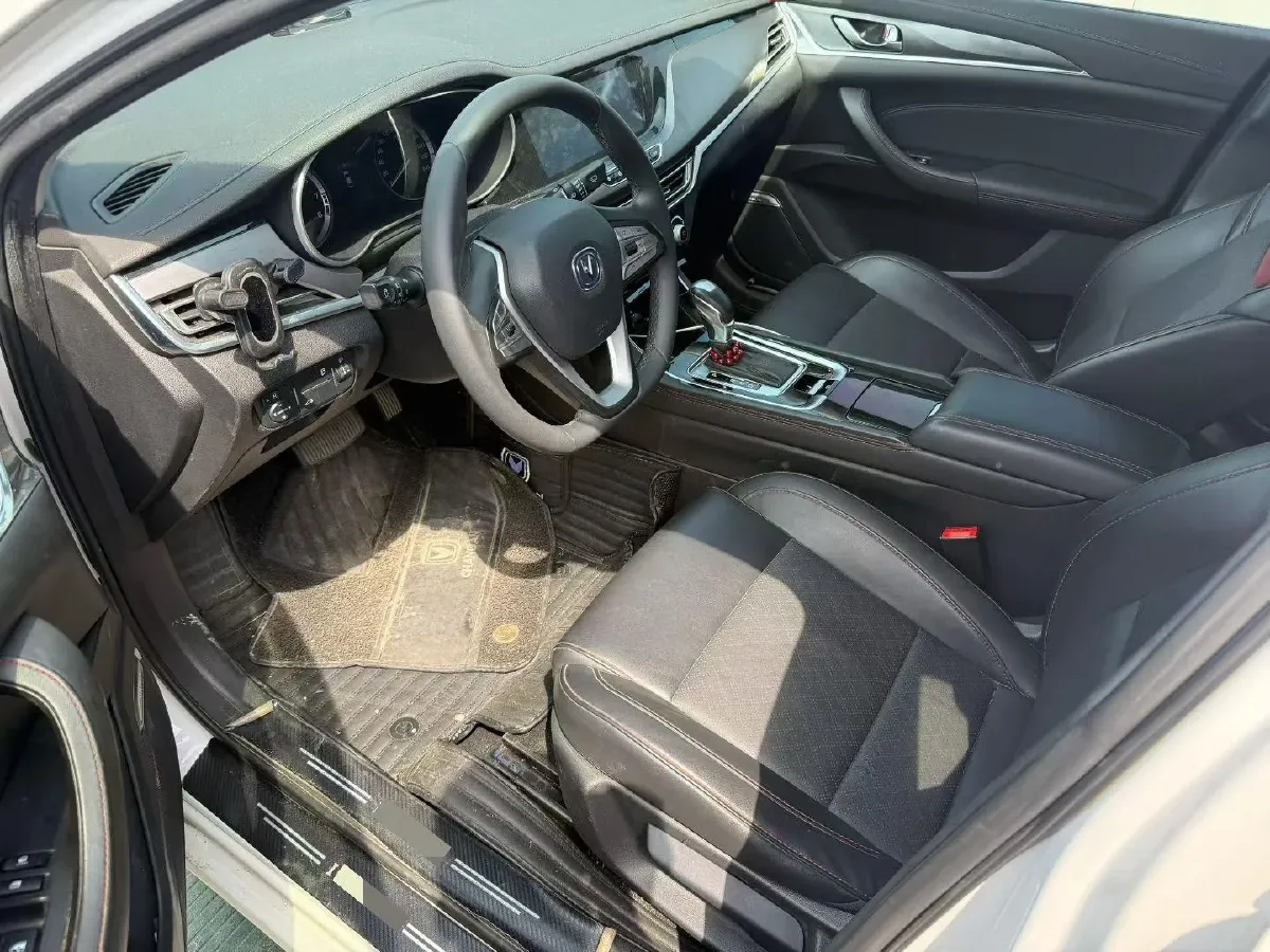 2019 ChangAn Eado 1.4T 158HP L4 7DCT,autocango,china used car exporter,china ev exporter,chinese used car exporter,chinese used ev exporter