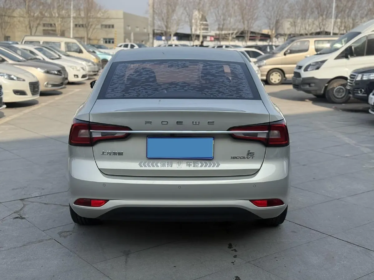2020 Roewe i5 1.5L 120HP L4 CVT,autocango,china used car exporter,china ev exporter,chinese used car exporter,chinese used ev exporter