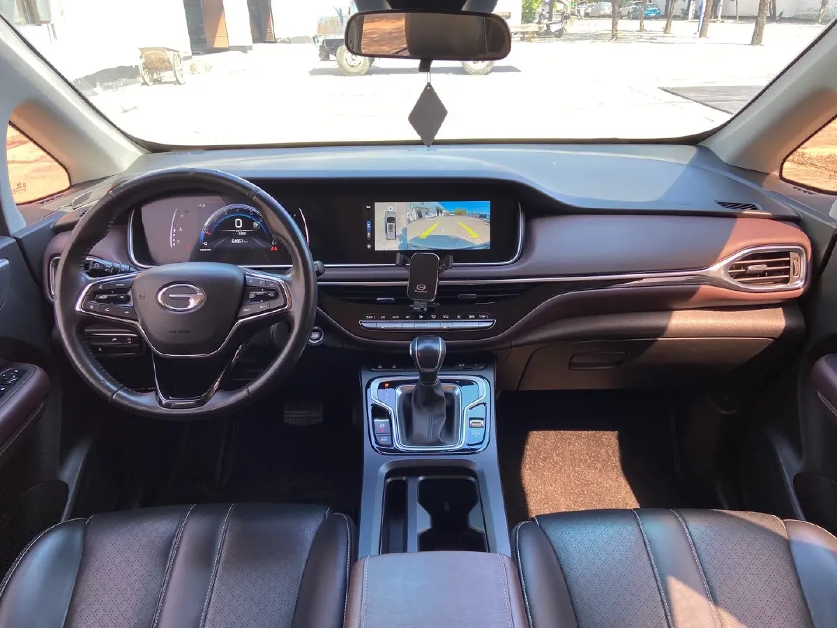 2021 GAC Trumpchi M6 1.5T 169HP L4 7DCT,autocango,china used car exporter,china ev exporter,chinese used car exporter,chinese used ev exporter