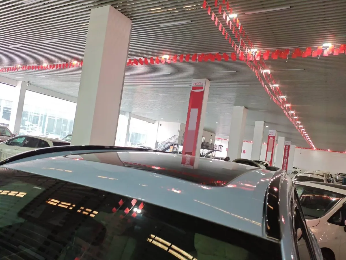 2020 Li ONE Range Extended 131HP REEV 40.5KWH,autocango,china used car exporter,china ev exporter,chinese used car exporter,chinese used ev exporter