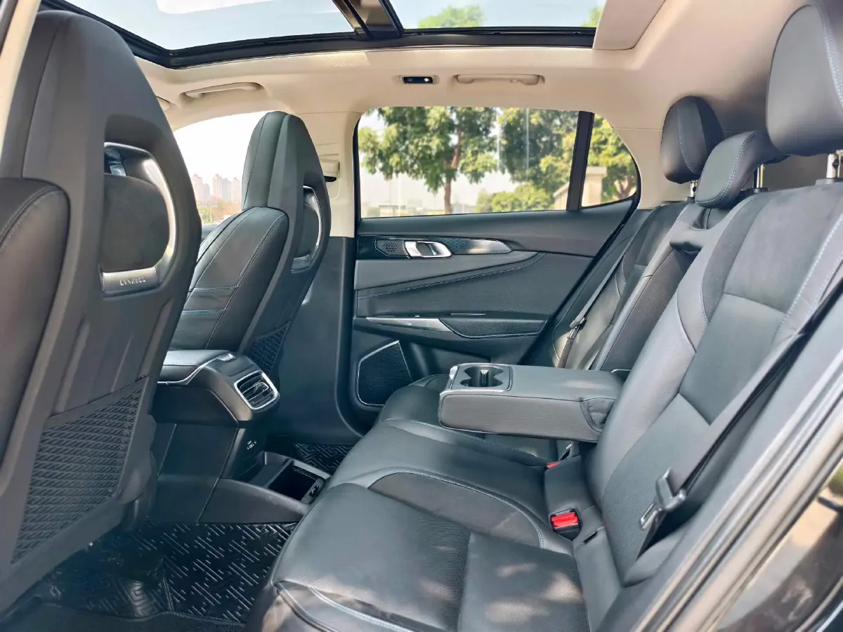 2018 Isuzu Mu-X 3.0T 177HP L4 6AT,autocango,china used car exporter,china ev exporter,chinese used car exporter,chinese used ev exporter