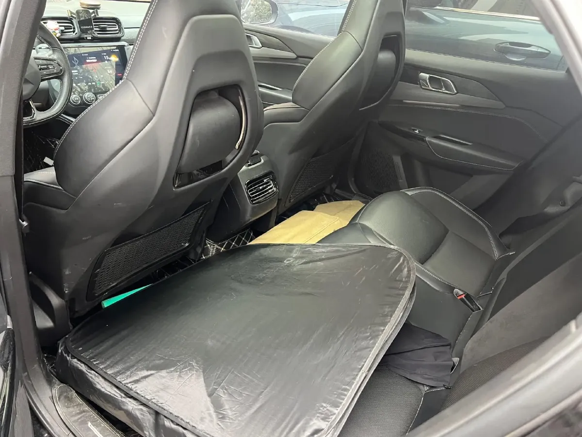 2022 LYNK&CO 03 1.5T 180HP L3 7DCT,autocango,china used car exporter,china ev exporter,chinese used car exporter,chinese used ev exporter